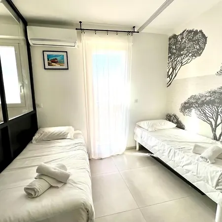 Cozy Nest Superb View On The Port Porto Vecchio